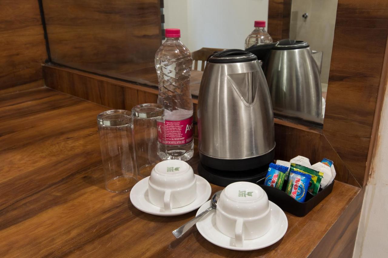 The Alpino Hotel New Delhi Eksteriør bilde