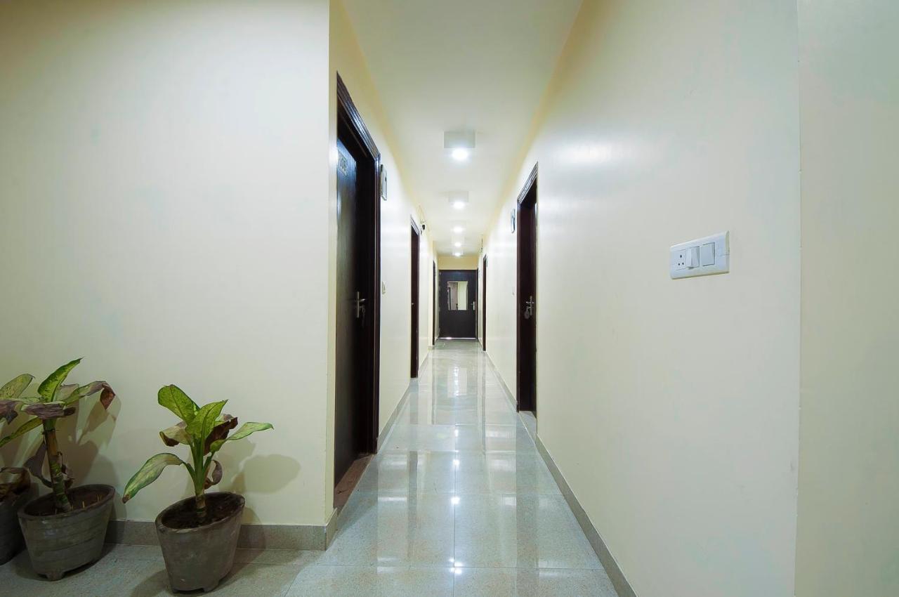 The Alpino Hotel New Delhi Eksteriør bilde
