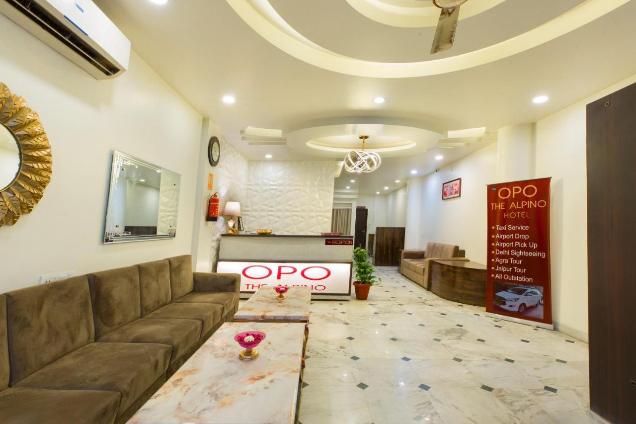 The Alpino Hotel New Delhi Eksteriør bilde
