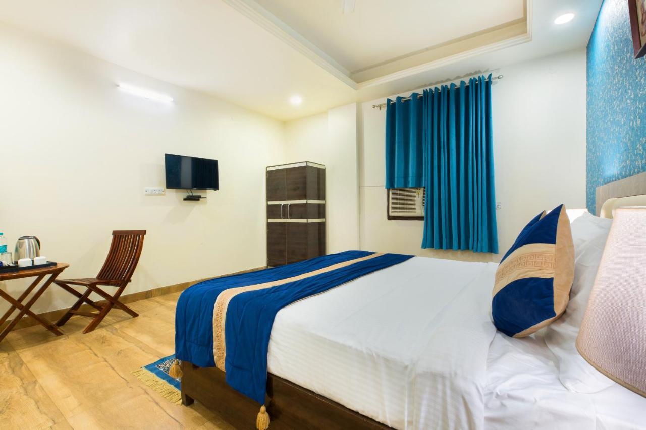 The Alpino Hotel New Delhi Eksteriør bilde