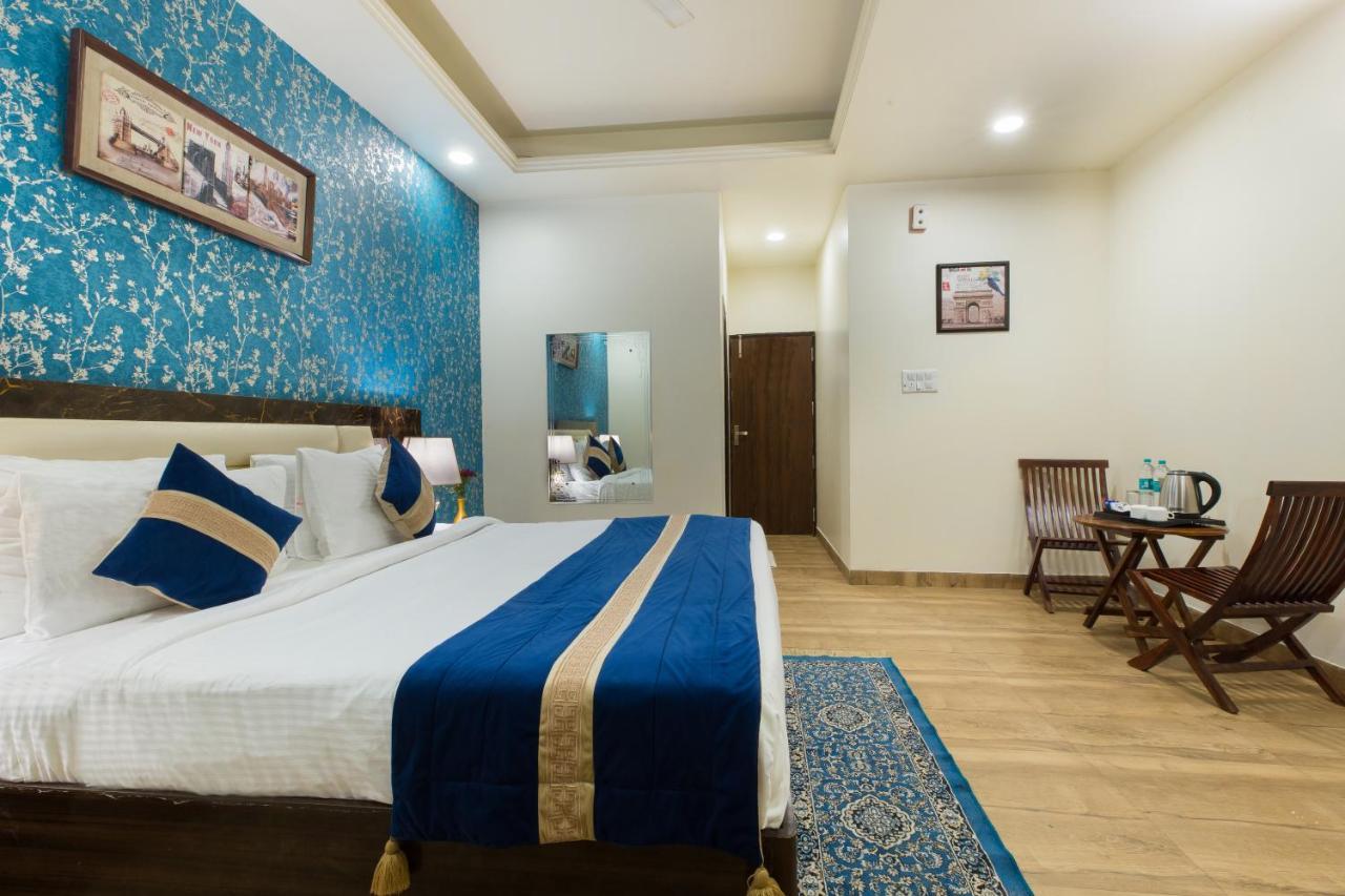 The Alpino Hotel New Delhi Eksteriør bilde