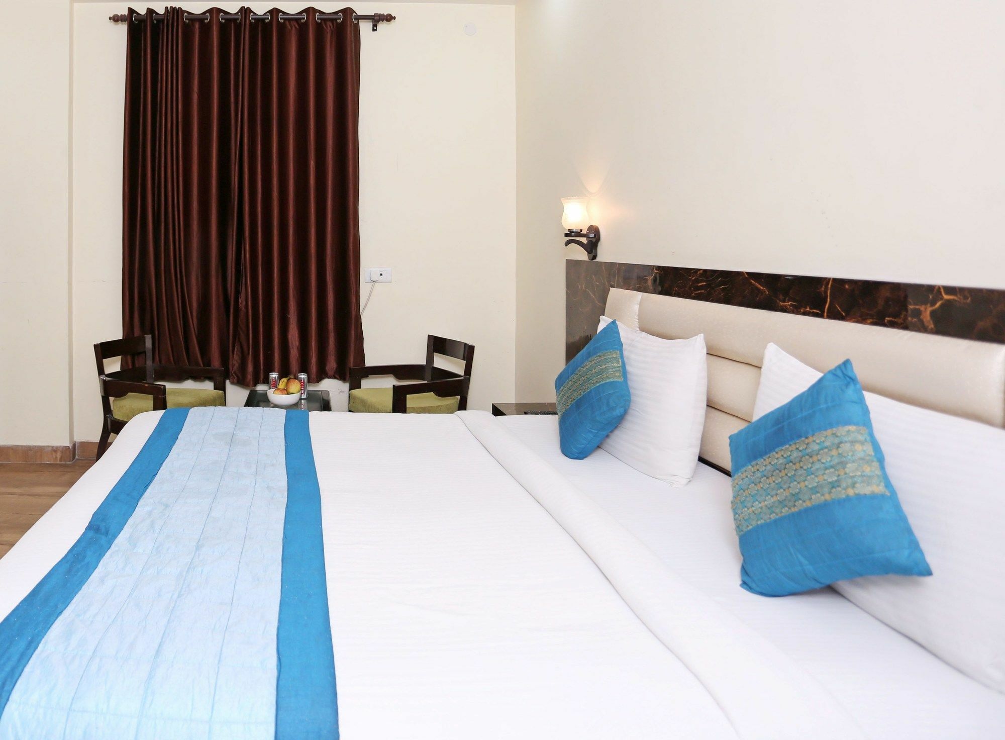 The Alpino Hotel New Delhi Eksteriør bilde
