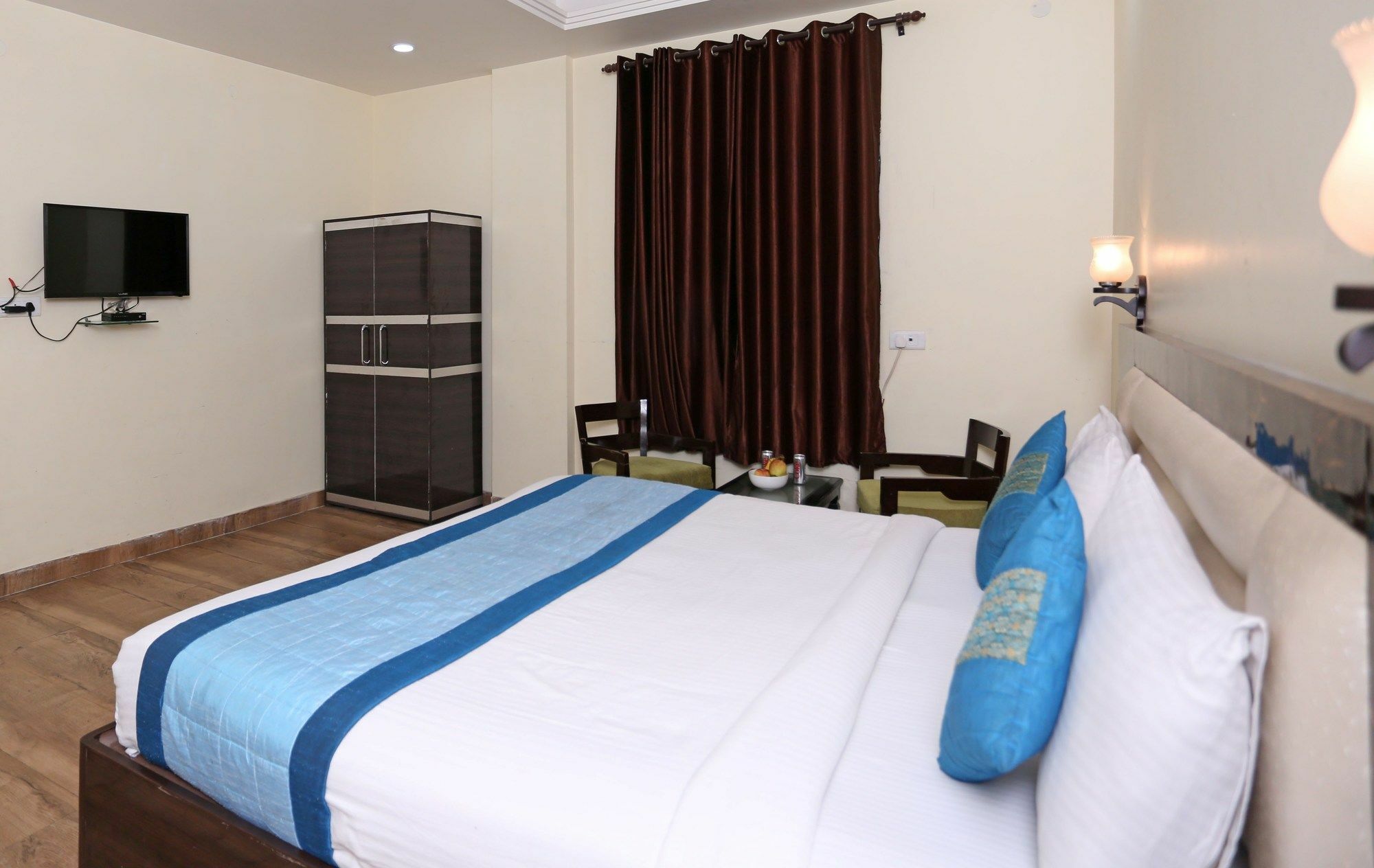 The Alpino Hotel New Delhi Eksteriør bilde